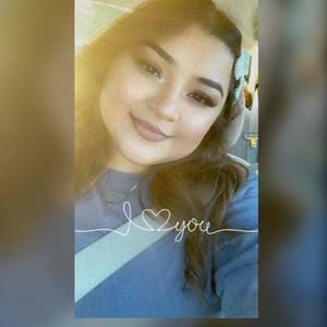 Meet your Posher, Marcela